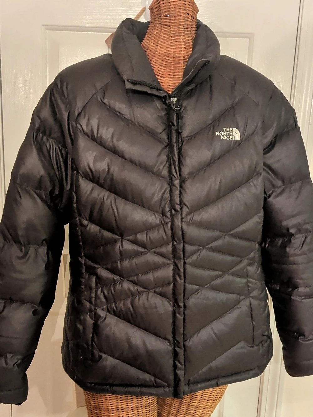 The North Face 550 Down Chevron Puffer Jacket Dark Gray 🩶 XL
